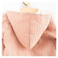 Dojčenský mušelínový overal s kapucňou New Baby Comfort clothes ružová