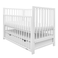 Detská postieľka New Baby BASIC so sťahovacou bočnicou a šuplíkom biela