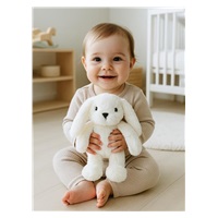 Darčeková súprava Baby Mix – biely zajačik s hrkálkou a dečkou