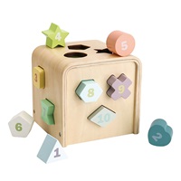 Vkladacia kocka s tvarmi Montessori Baby Mix